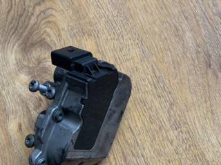 prepinac-klapky-a4b7