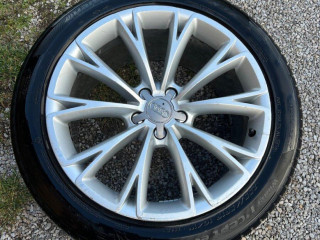 predam-zimne-pneumatiky-na-hlinikovych-diskoch-audi