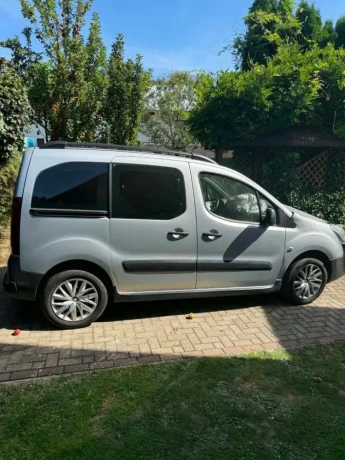 peugeot-partner-tepee-16-diesel-73kw-manual-prevodovka-big-0