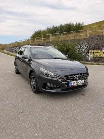 hyundai-i30-cw-i30-kombi-16-crdi-comfort-85kw116hp-m6-big-0