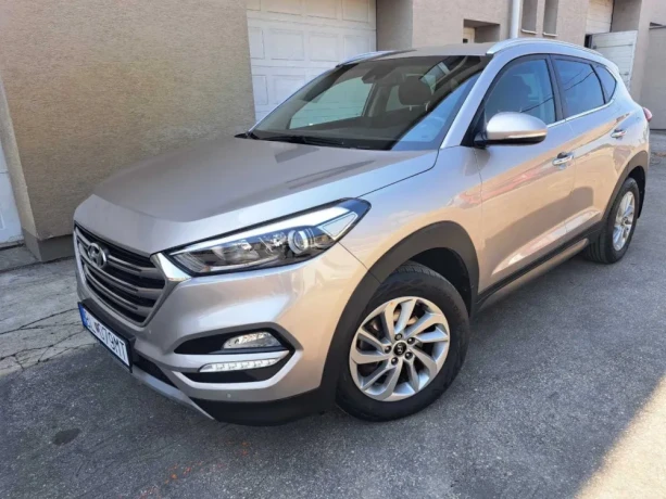 hyundai-tucson-17-crdi-style-7dct-big-0