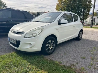 hyundai-i20-12-benzin-2010