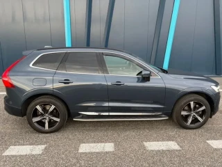 volvo-xc60-20-benzin-hev-145kw-v-zaruke