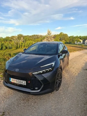 toyota-c-hr-20-hybrid-gr-sport-premiere-edition-awd-i-e-cvt-112kw152hp-a1-big-0