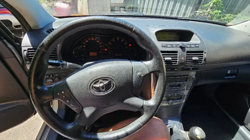 toyota-avensis-combi-toyota-avensis-t25-18-vvt-i-big-0