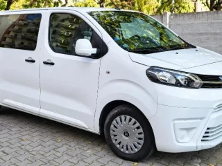 toyota-proace-verso-9-miest