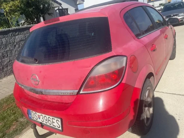 opel-astra-17-cdti-cosmo-100k-74kw100hp-m5-big-0
