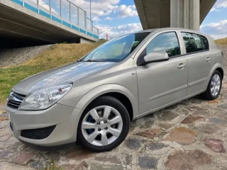 opel-astra-14-16v-cosmo-66kw90hp-m5
