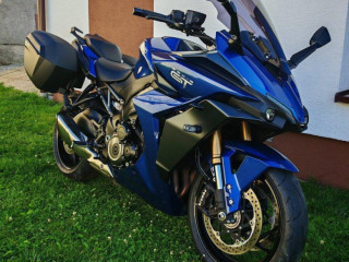 suzuki-gsx-s-1000gt