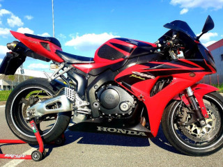 honda-cbr