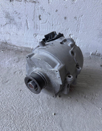alternator-audi-a7-c8-big-0