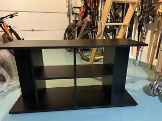 stolik-na-akvarium-terarium