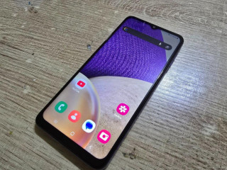 samsung-a32-5g-plnefunkcny-telefon-s-nabijacim-kablom-bratis