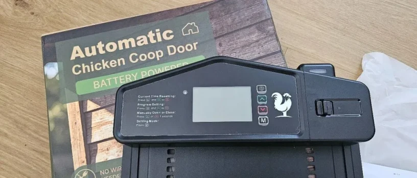 hlinikove-automaticke-dvere-do-kurina-s-rozsirenym-vchodom-big-3