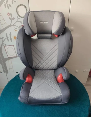 autosedacka-recaro-monza-nova-is-big-2
