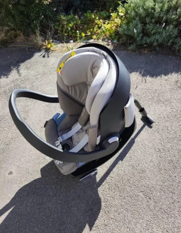cybex-autosedacka-0-13kg-aton-5-zakladna-isofix-set-2v1-big-1