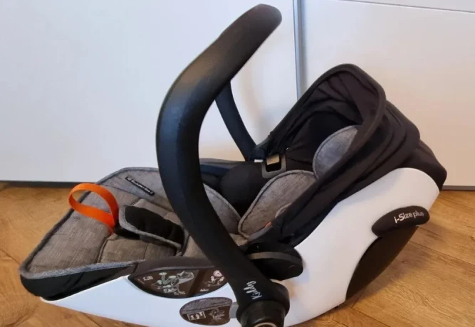 predam-vajicko-s-isofix-zakladnou-kiddy-i-size-plus-big-0