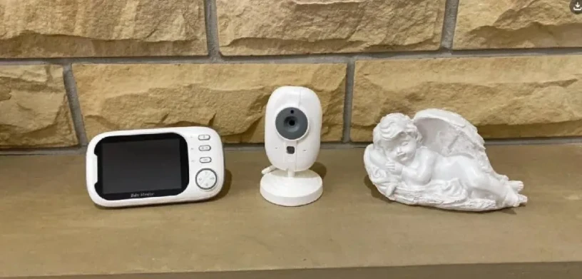 novy-baby-monitor-pestunka-so-zarukou-big-0