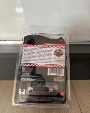 hot-wheels-rlc-1990-chevy-454-ss-black-big-1