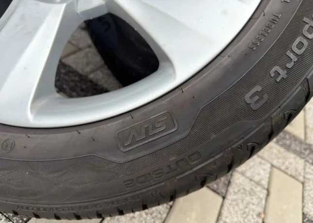 original-bmw-x3-r18-5x120-letne-pneu-uniroyal-23550-r18-big-2