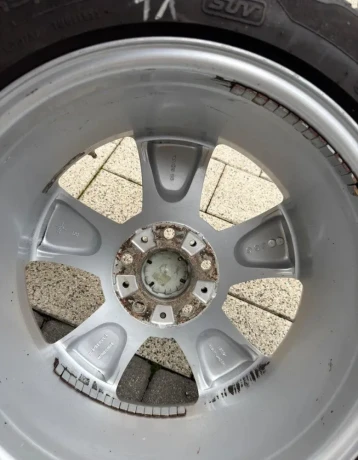 original-bmw-x3-r18-5x120-letne-pneu-uniroyal-23550-r18-big-4
