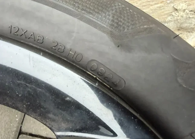original-bmw-x1-r17-alu-disky-letne-hankook-22550-r17-big-2
