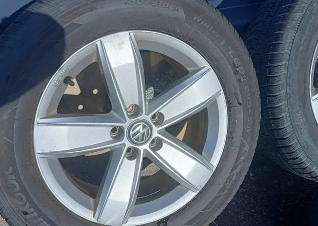 original-vw-disky-r17-zimne-pneu-21565-big-4
