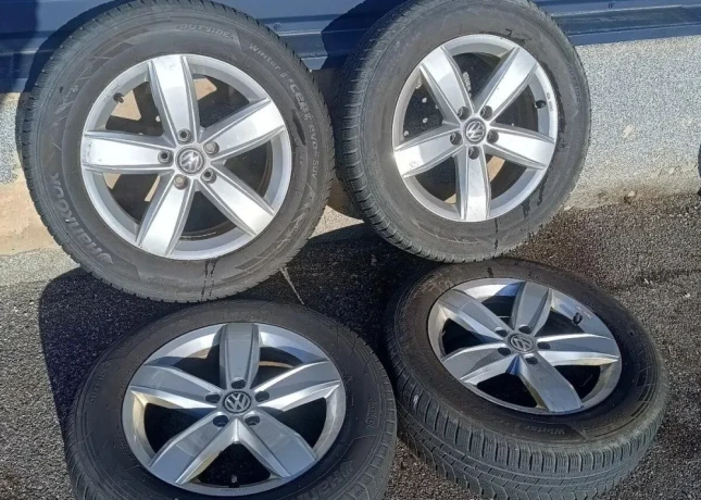 original-vw-disky-r17-zimne-pneu-21565-big-0
