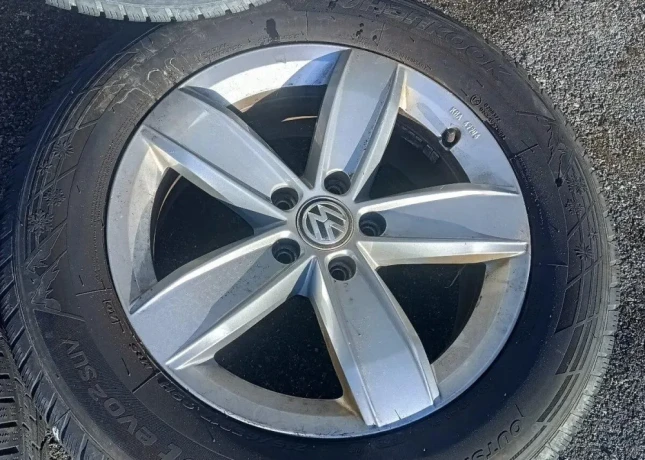 original-vw-disky-r17-zimne-pneu-21565-big-2
