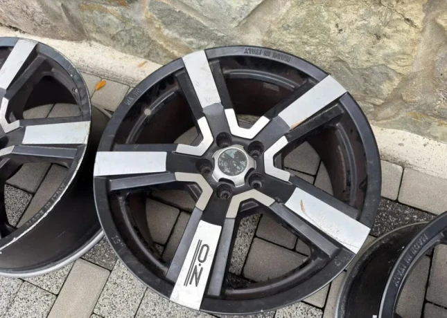 originalne-alu-disky-oz-racing-r19-4-ks-big-1