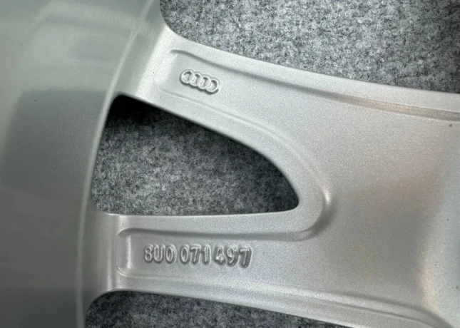 vw-koncern-5x112-r17-65j-et33-big-4