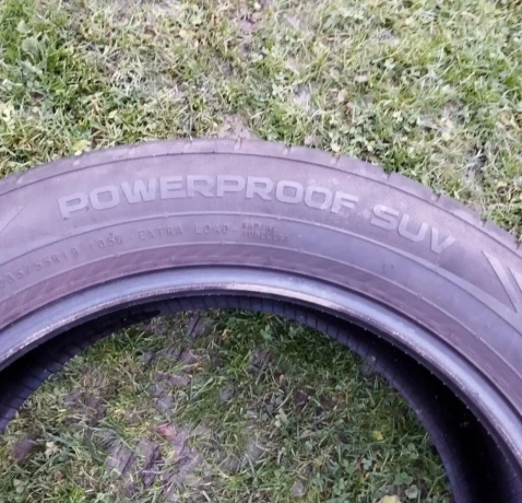 pneumatiky-nokian-tyres-2355519-big-1