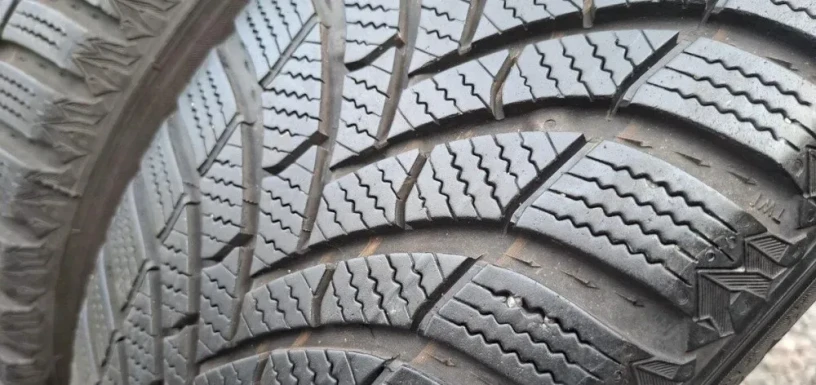 18560r15-semperit-zimne-big-1