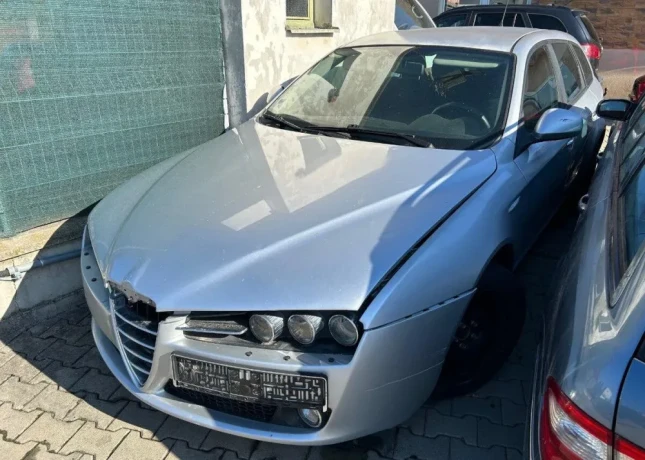 lacno-rozpredam-alfa-romeo-159-na-nahradne-diely-big-0