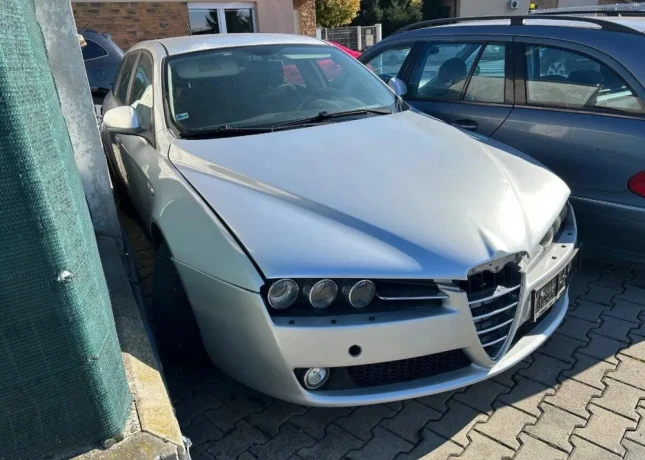 lacno-rozpredam-alfa-romeo-159-na-nahradne-diely-big-1