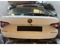 predam-5-dvere-na-skoda-superb-3-combi-small-0