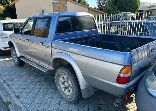 lacno-rozpredam-mitsubishi-l200-na-nahradne-diely-big-1