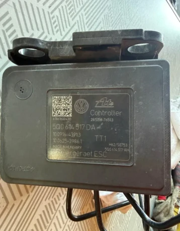 predam-abs-modul-vag-5q0-614-517-d-big-0