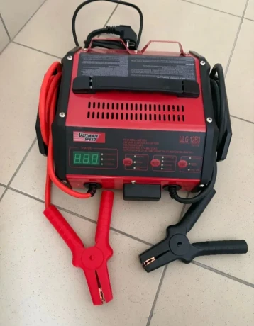 predam-automoto-nabijacku-a-jump-starter-v-1-big-0