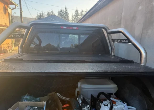 kryt-korby-dodge-ram-1500-big-0