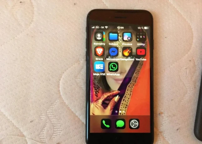 predam-apple-iphone-se-2016-64-gb-big-4