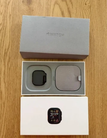apple-watch-ultra-2-cellular-black-titanium-big-2