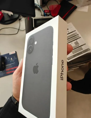iphone-16-128gb-big-0