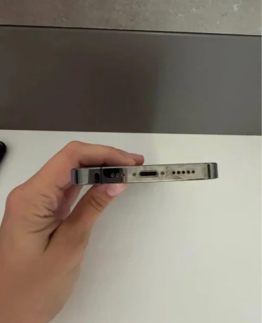 iphone-13pro-vesmirny-big-3