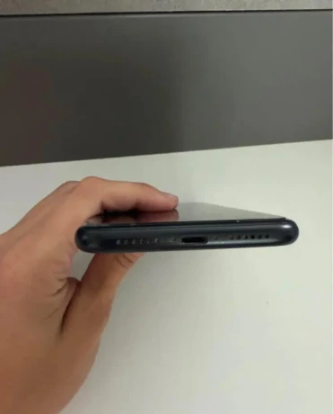 iphone-xr-big-4