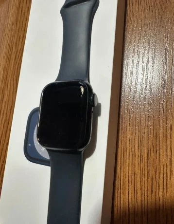 apple-watch-series8-gps-big-1