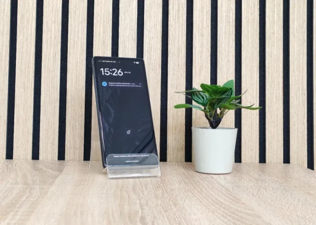 google-pixel-7a-128gb-charcoal-zaruka-1-rok-big-2