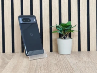 google-pixel-8-256gb-obsidian-zaruka-1-rok