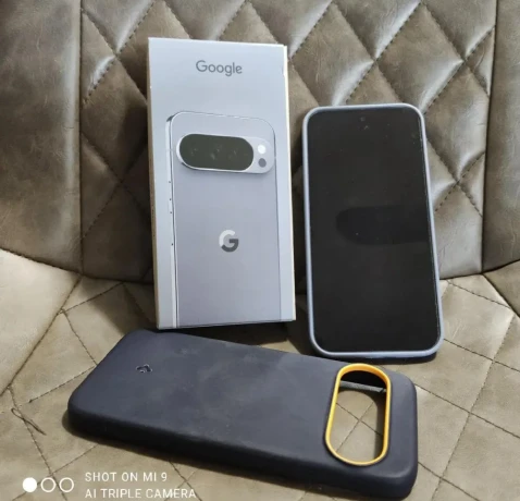 google-pixel-10-pro-xl-256gb-moonstone-big-3
