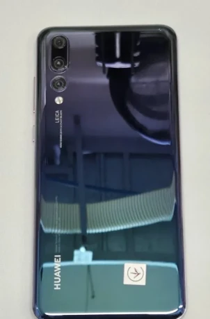 huawei-p20-pro-top-stav-big-4